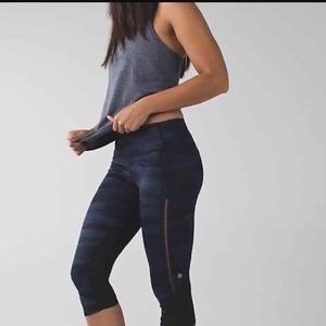 RARE Lululemon Camo Vent it Out